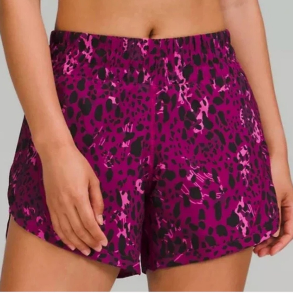 lululemon  Track That Mid-Rise Lined Shorts 0 - Picture 7 of 9